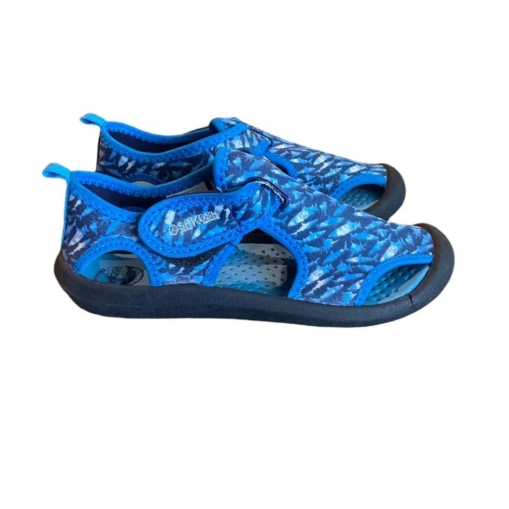 NWOT OSH KOSH B’GOSH Boys Water Shoe - size 12